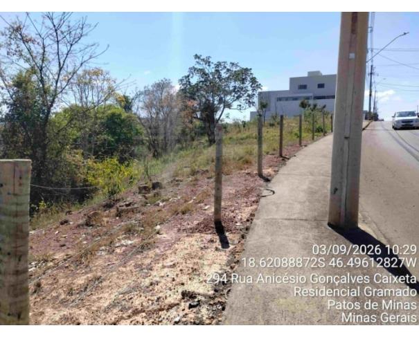 Foto de PATOS DE MINAS/MG - Lote 01 da Quadra 03, destinado a equipamento comunitário, com área de 3.920,39 m², localizado no Bairro Campos Elíseos
