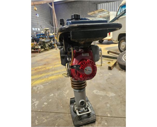 Foto de VESPASIANO/MG-COMPACTADOR DE SOLO(SAPO) WACKER
