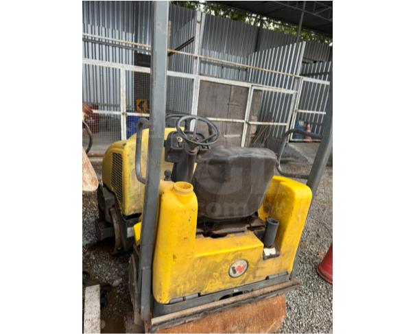 Foto de IBIRITÉ/MG-ROLO CONJUGADO WACKER RD-12 2010