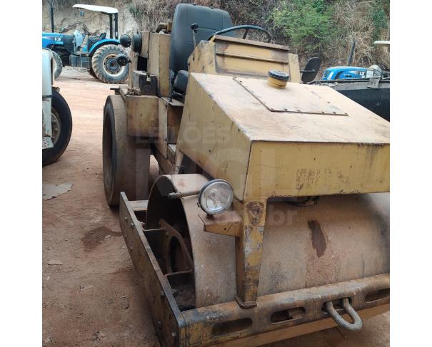 Foto de CARATINGA/MG- Rolo Compactador SPV 48- P75012