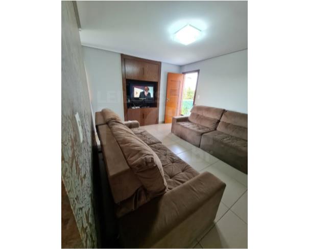 Foto de ITAÚNA/MG — Casa com 03 quartos sendo 01 suíte no bairro Belvedere