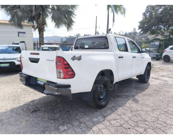 Foto de ITAÚNA/MG- TOYOTA HILUX CDLOWM4FD 2023/2024-PA13223
