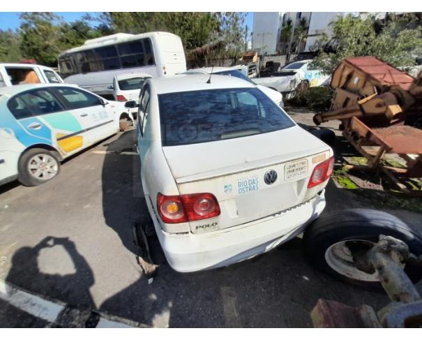 Foto de RIO DAS OSTRAS/RJ - VW POLO SEDAN 2.0 COMFOR