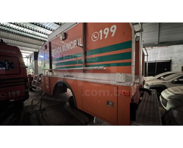 Foto de ITABIRITO/MG - Especial Caminhão Iveco Tector 170E25, 2010/2011, DIESEL 