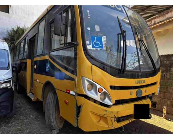 Foto de PIRAPETINGA/MG - Ônibus Iveco/ Granclass 150S21E, 2016/2017, DIESEL 