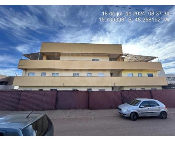 Foto de ÁGUAS LINDAS DE GOIÁS/GO — Apartamento com 2 quartos e 1 vaga na garagem no bairro Jardim Pérola da Barragem II