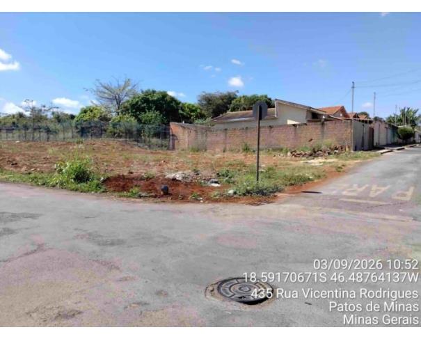 Foto de PATOS DE MINAS/MG - Lote urbano com área de 1.699,76 m², localizado no bairro de Jardim Panorâmico 
