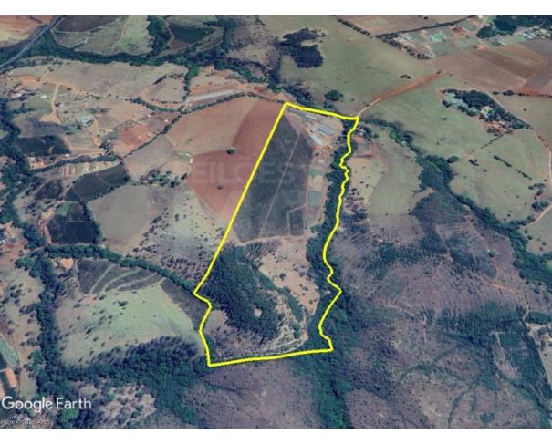 Foto de PIUMHI/MG — Terreno Rural com 29,33,50 hectares com granja de produção de ovos na "Fazenda Água Fria" 