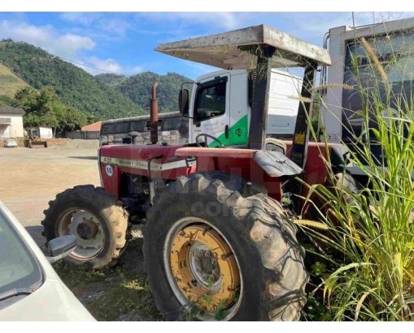 Foto de ADRIANÓPOLIS/PR - Trator Agrícola Massey Ferguson, modelo 275
