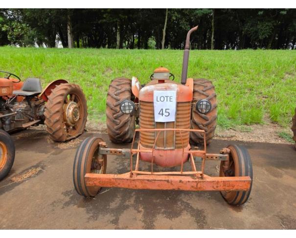Foto de LONDRINA/PR -  TRATOR AGRÍCOLA 4X2 MARCA MASSEY FERGUSSON MODELO MF 65X