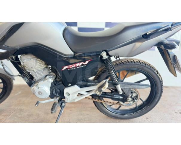 Foto de ITAÚNA/MG - MOTOCICLETA HONDA/CG 160 FAN ANO 2023/2023 - SC1150