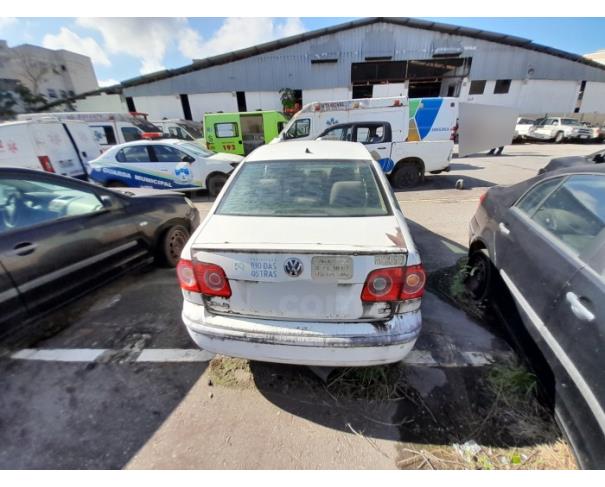 Foto de RIO DAS OSTRAS/RJ - VW - VOLKSWAGEN / POLO SEDAN 2.0 COMFOR