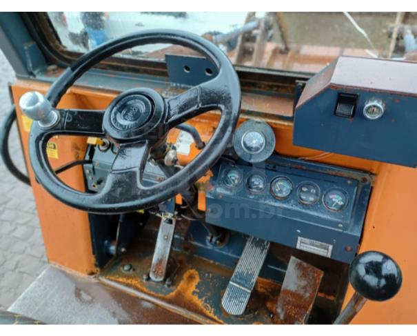 Foto de NOVA BRESCIA/RS - Pá Carregadeira Case, modelo W20E