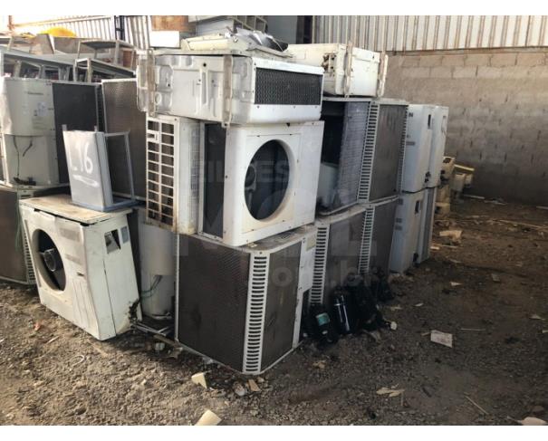 Foto de PRESIDENTE KENNEDY/ES - Sucata (ar condicionado e compressor.)