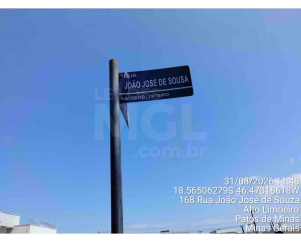 Foto de PATOS DE MINAS/MG - Praça constituída pela Quadra 13, com área de 4.256,00 m², localizada no Bairro Alto Limoeiro