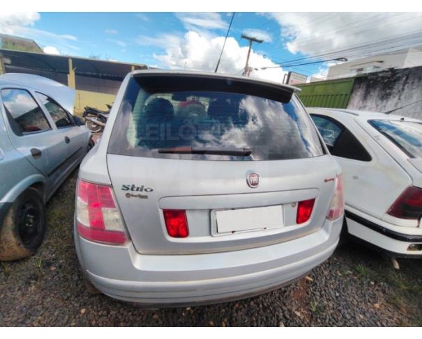 Foto de ARAXÁ/MG - FIAT Stilo Sporting Flex - 2009/2010 - CIRCULÁVEL