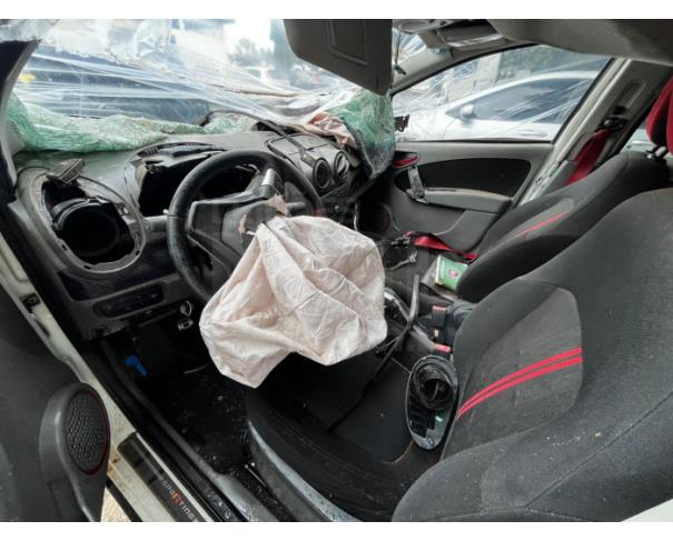 Foto de ITAÚNA/MG- FIAT PALIO SPORTING 1.6 2015/2015- PA13114