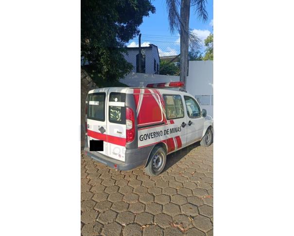 Foto de MANTENA/MG - Fiat Doblo Rontan Ambulância, 2013/2013, FLEX 