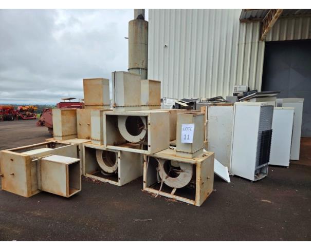 Foto de LONDRINA/PR - SUCATAS DE GELADEIRAS, FREEZERS, CONDICONADORES DE AR, REFRIGERADORES, RESFRIADORES
