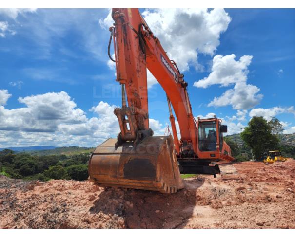 Foto de ESCAVADEIRA HIDRÁULICA DOOSAN 500 SOLARIS ANO 2011