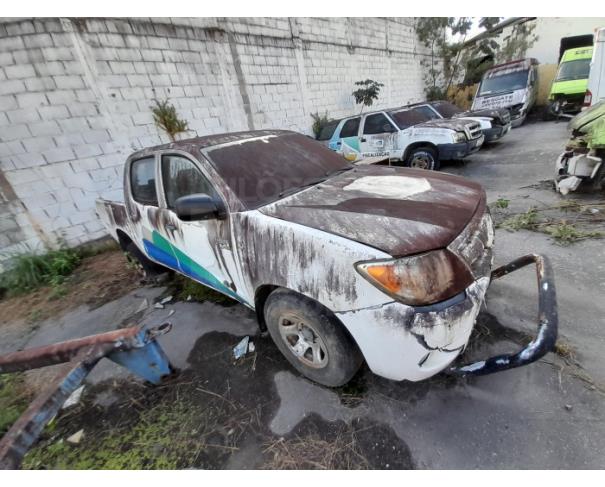 Foto de RIO DAS OSTRAS/RJ - ESP. CL - PICK-UP GRANDE TOYOTA / HILUX CD4X4