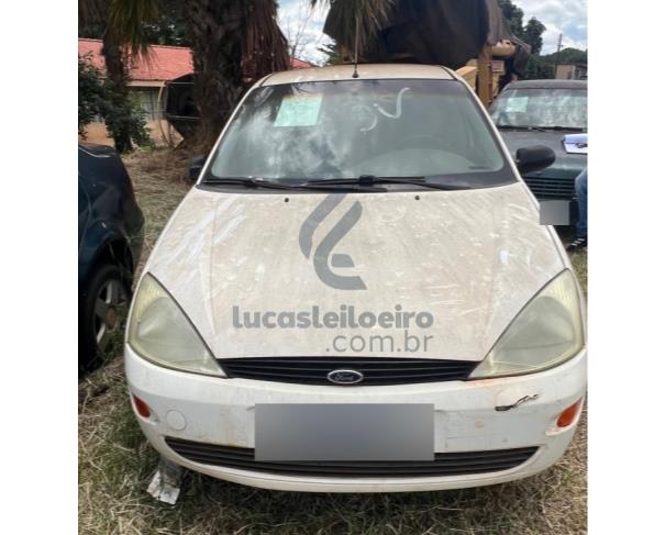 Foto de CORNÉLIO PROCÓPIO/PR - Ford Focus 1.8 L HÁ, 2002/2002, GASOLINA 