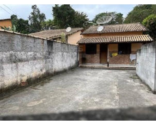 Foto de MARICÁ/RJ — Casa com 2 quartos e 1 vaga na garagem no bairro Jacaroá