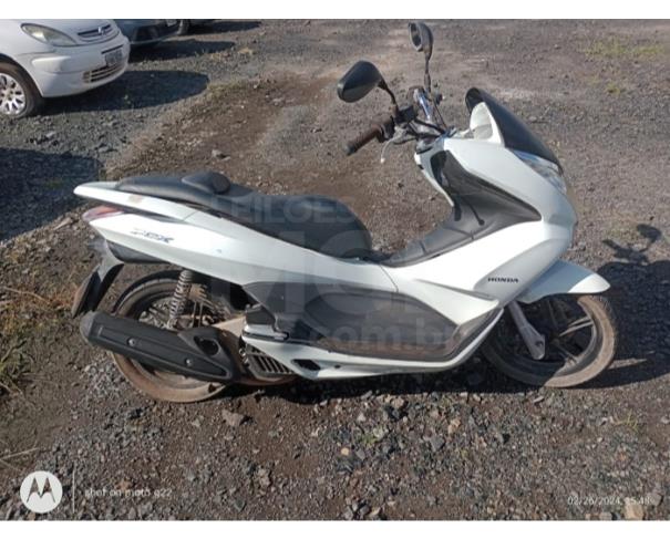 Foto de ITAÚNA/MG - MOTOCICLETA HONDA/PCX 150 ANO 2015/2015