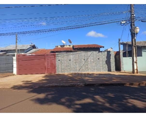 Foto de DOURADOS/MS — Casa com 3 quartos e 1 Vaga na Garagem no Bairro 