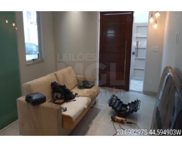Foto de ITAÚNA/MG CASA COM AREA CONSTRUIDA DE 59,96M2 EDIFICADA EM LOTE DE 300M2 NO BAIRRO AEROPORTO
