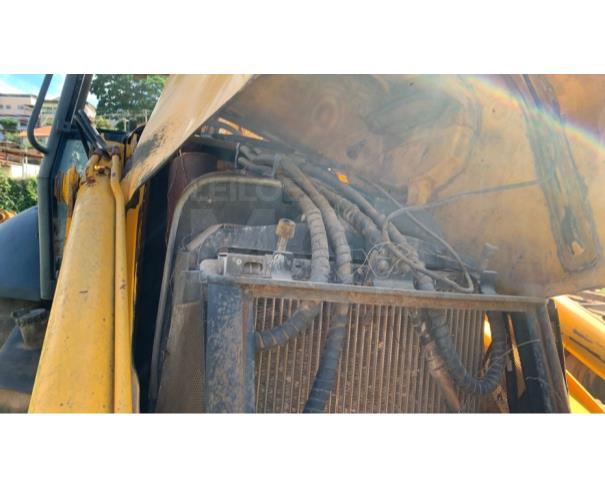 Foto de LAGOA DOURADA/MG - Retroescavadeira JCB, modelo 3C.