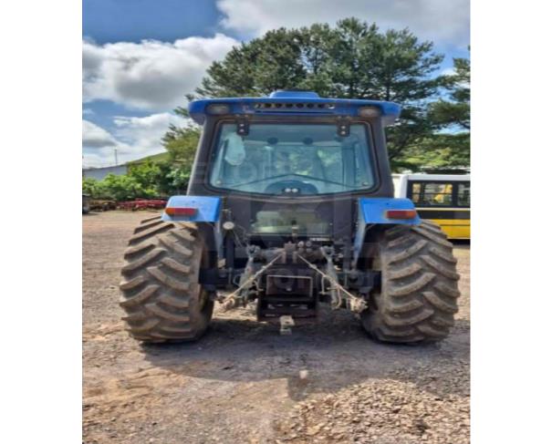 Foto de CAMPESTRE DA SERRA/RS - Trator Agrícola Cabinado New Holland – modelo TL75E – 4x4