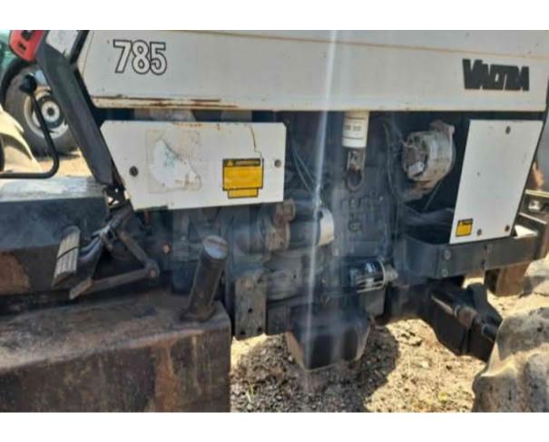 Foto de CAMPESTRE DA SERRA/RS - Trator Agrícola Cabinado Valtra – modelo 785 – 4x4