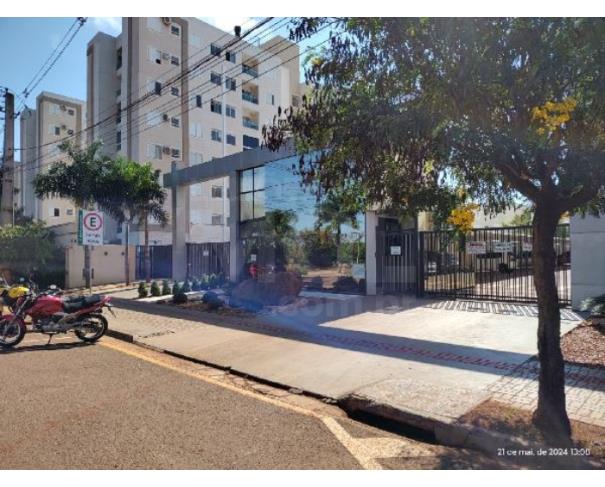 Foto de LONDRINA/PR — Apartamento com 2 quartos e 1 vaga na garagem no bairro Lindóia