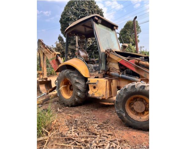 Foto de SÃO PEDRO DOS FERROS/MG - Retroescavadeira New Holland, LB90