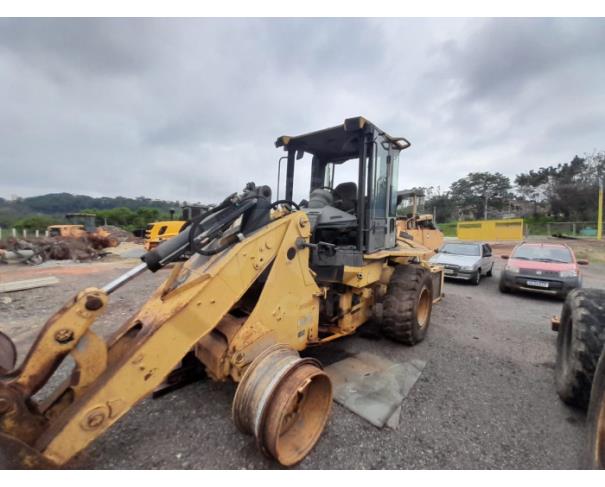 Foto de ITAÚNA/MG-PÁ CARREGADEIRA – CATERPILLAR 924G 2005