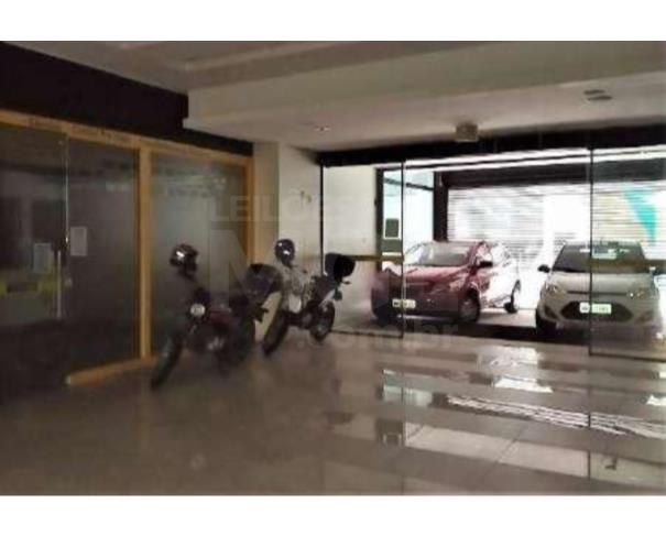 Foto de FLORIANÓPOLIS/SC - Prédio Comercial com 9.734,00m² em terreno de 1.204,71m²  no Centro