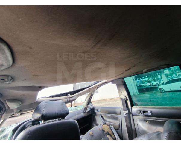 Foto de ITAÚNA/MG- VW GOLF SPORTLINE 1.6 MI TOTAL FLEX 8V 4P 2008/2009-PA12898