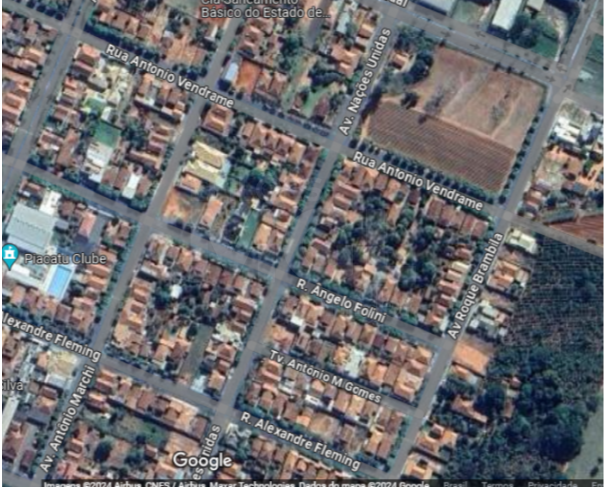 Foto de PIACATU/SP — Casa residencial com a área de 420,54m² e seu respectivo lote com 1150,00m²