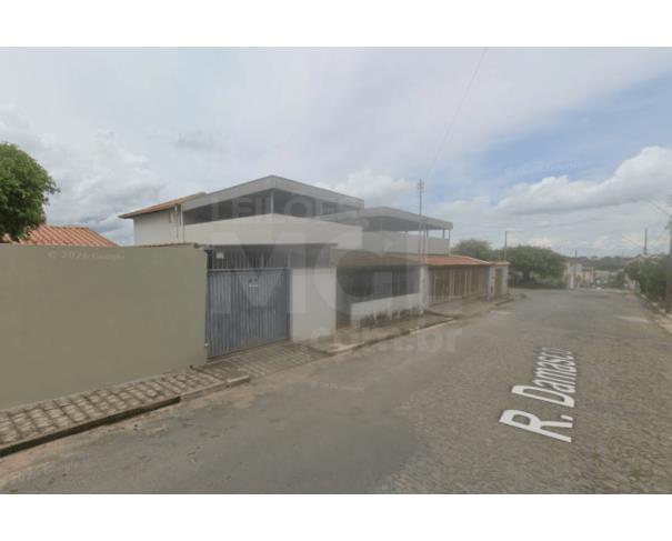 Foto de DIVINÓPOLIS/MG - [Fração ideal de 12,5% sobre] casa 3 quartos no bairro São Luís. 