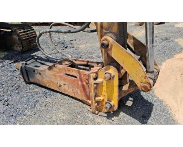 Foto de ITAÚNA/MG-ESCAVADEIRA – FIATALLIS S90 C/ ROMPEDOR DE 1.400 KG