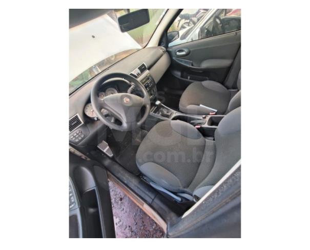 Foto de ARAXÁ/MG - FIAT Stilo Sporting Flex - 2009/2010 - CIRCULÁVEL