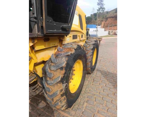 Foto de VIEIRAS/MG - Motoniveladora New Holland, modelo RG140B