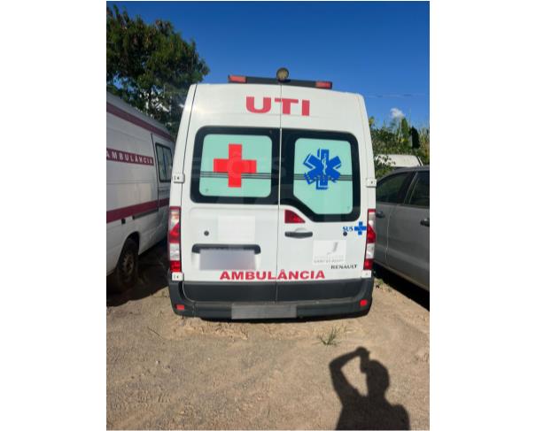 Foto de CAMPOS BELOS/GO - CARRO - Renault Master Niks Ambulância, 2022/2023