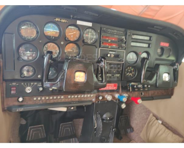 Foto de Uberaba -MG - AERONAVE (AVIÃO) CESSNA AIRCRAFT - MODELO 182P - ANO 1973 - P72199