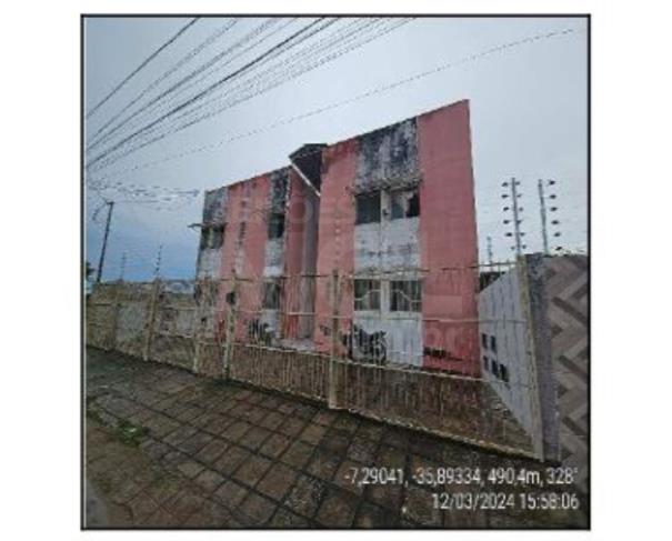 Foto de CAMPINA GRANDE/PB — Apartamento com 2 quartos e 1 vaga na garagem no bairro Velame.