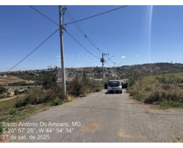 Foto de SANTO ANTÔNIO DO AMPARO/MG — Lote com área de 220m² no Residencial Ouro Branco