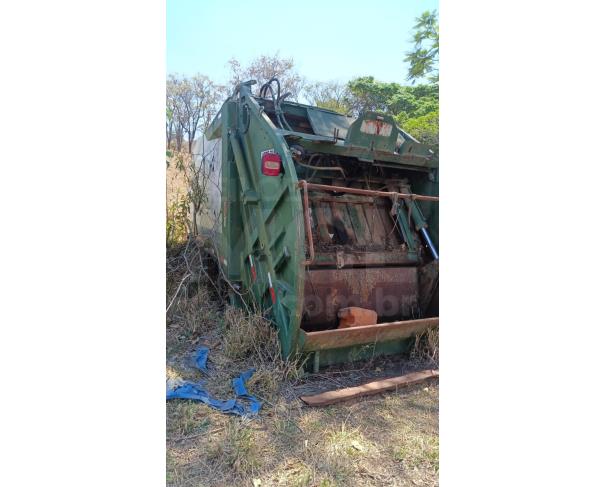 Foto de ITAÚNA/MG-COMPACTADOR DE LIXO USIMEQ