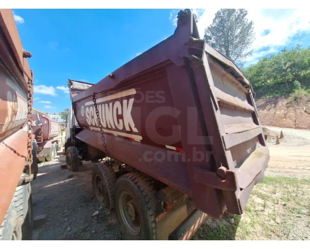 Foto de OSASCO/SP - CAMINHÃO CAÇAMBA MEIA CANA - M. BENZ AXOR 2831 K ROSSETI - ANO: 2011/2012 - PA13164