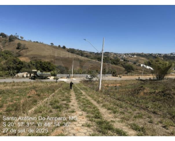 Foto de SANTO ANTÔNIO DO AMPARO/MG — Lote com área de 200m² no Residencial Ouro Branco